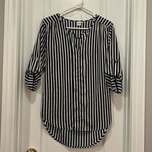 ⚓️ Cute nautical striped top